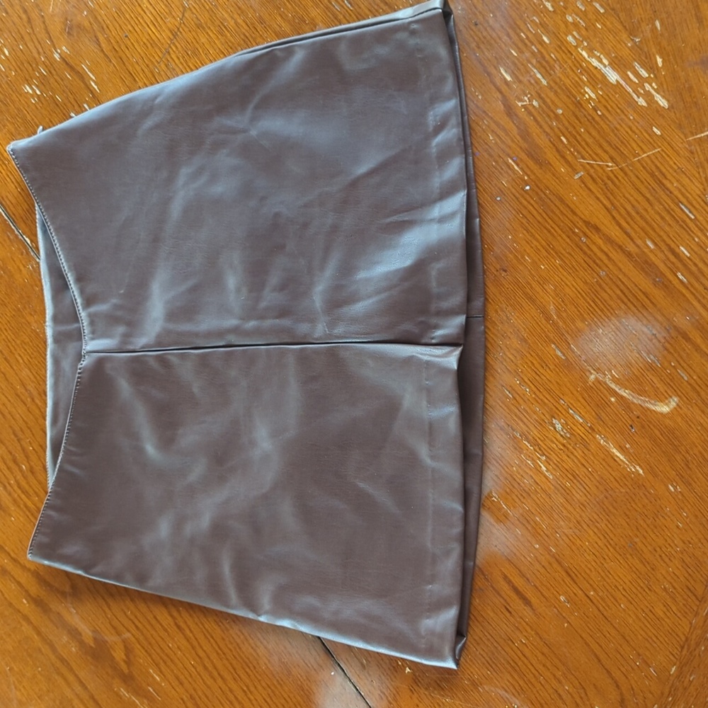 Divided/H&M brown fake leather skirt small